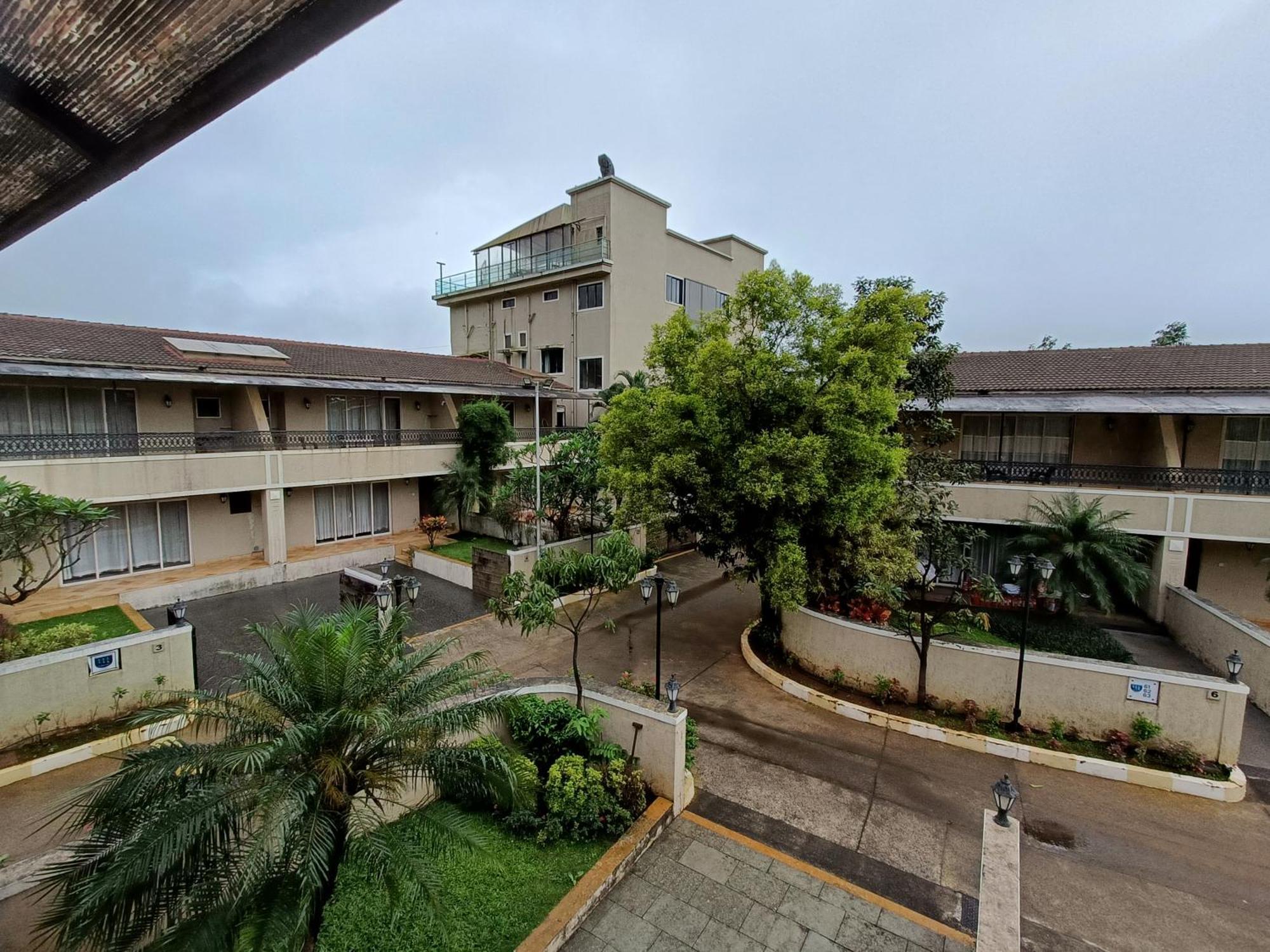 Misty Meadows, Lonavala Hotell Eksteriør bilde